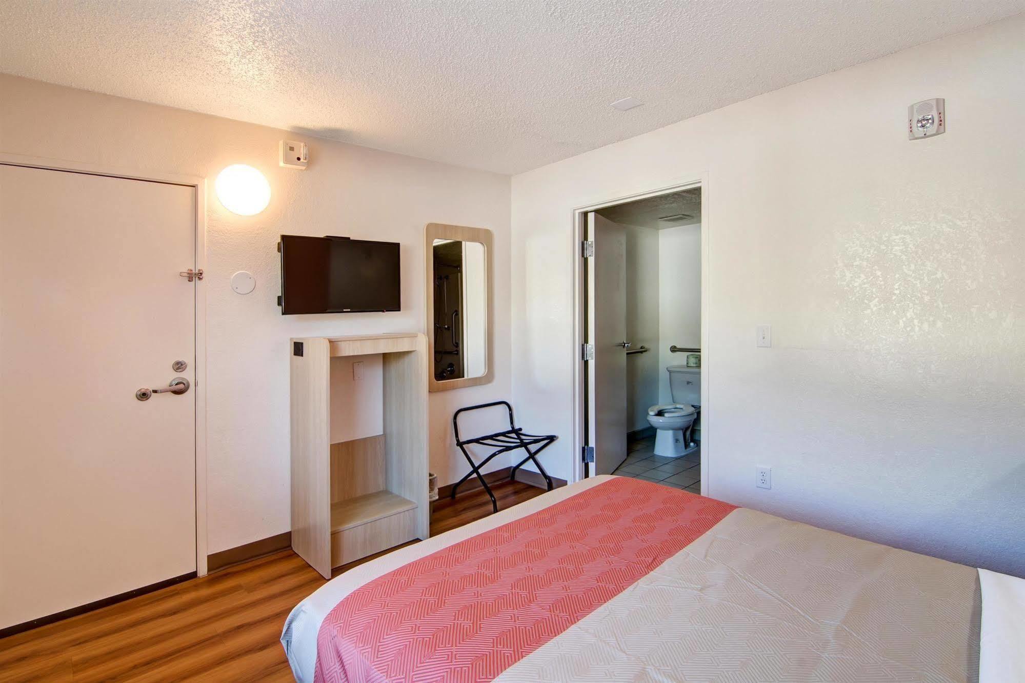 Motel 6-Euless, Tx - Dallas Eksteriør bilde